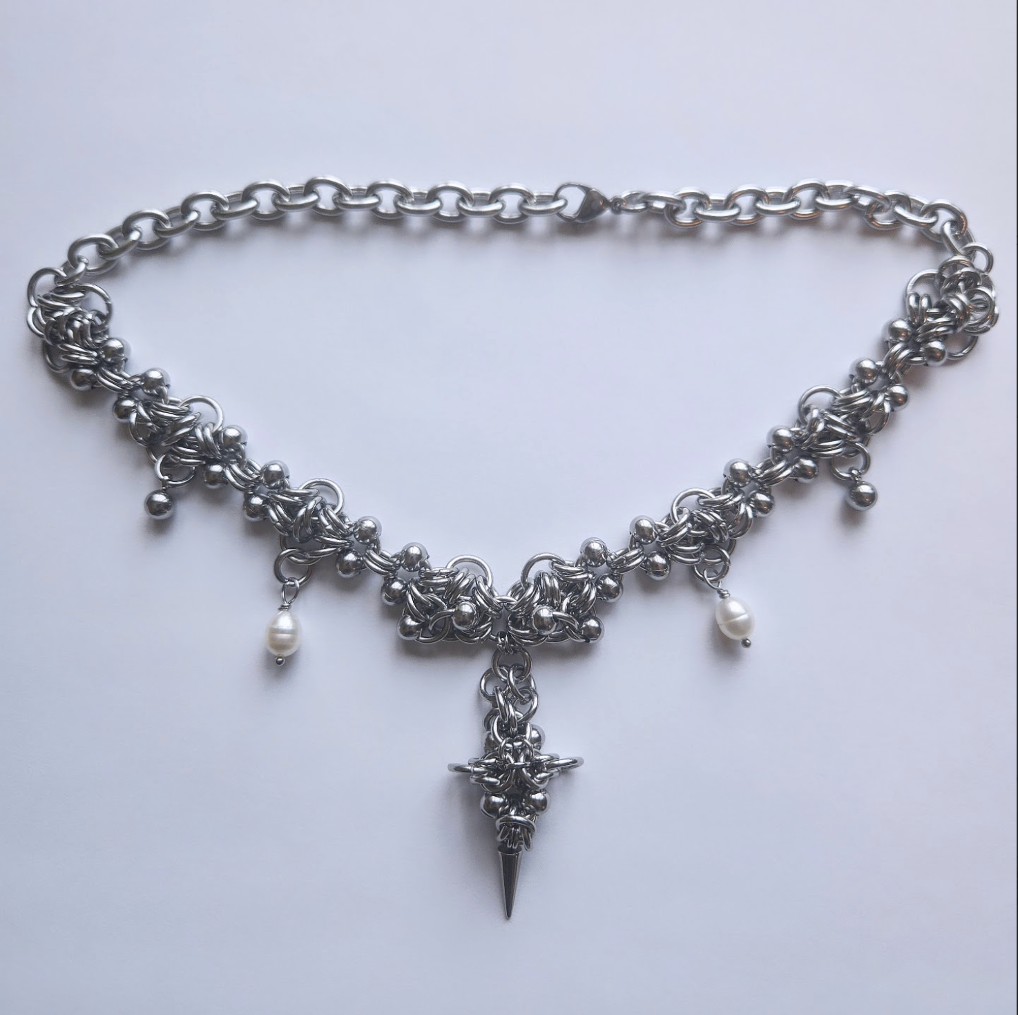 Baroque Chainmaille Necklace with Pearl Accents