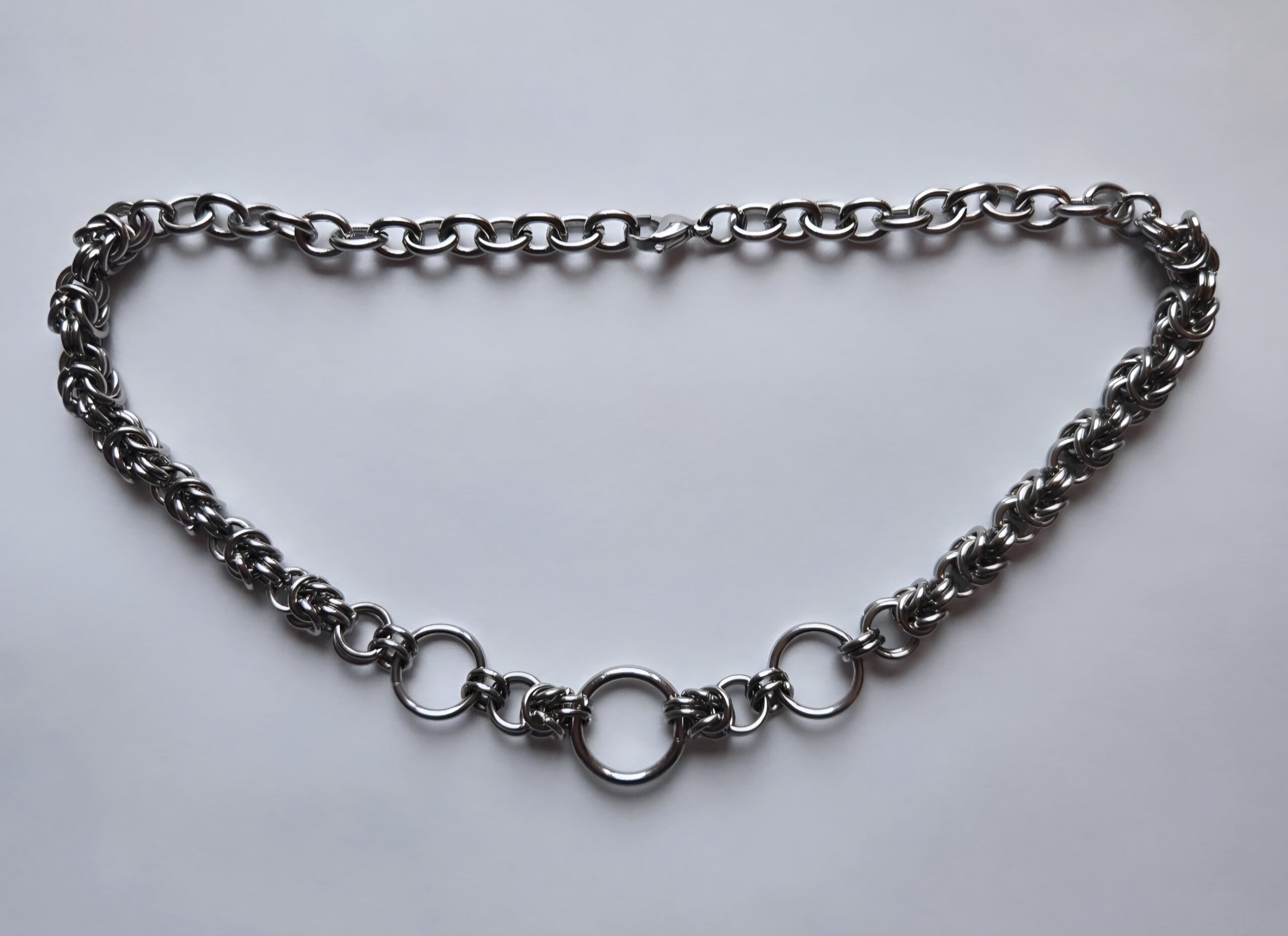 Steel Laurels Choker